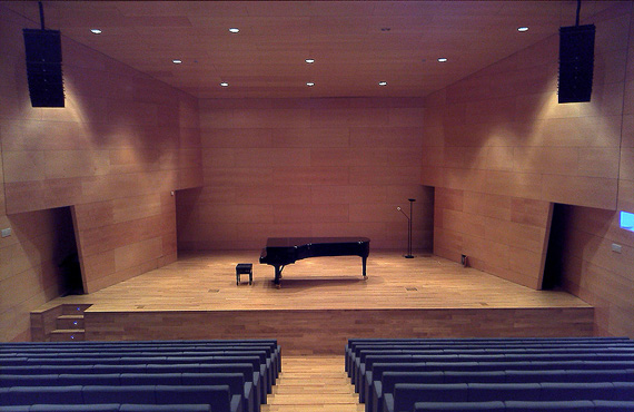 Afinador de pianos en el Auditori Can Roig i Torres