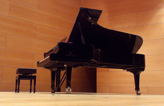 Afinació de piano a l'Auditori Can Roig i Torres