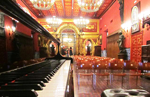 Afinación en el Palau Maricel, Sitges